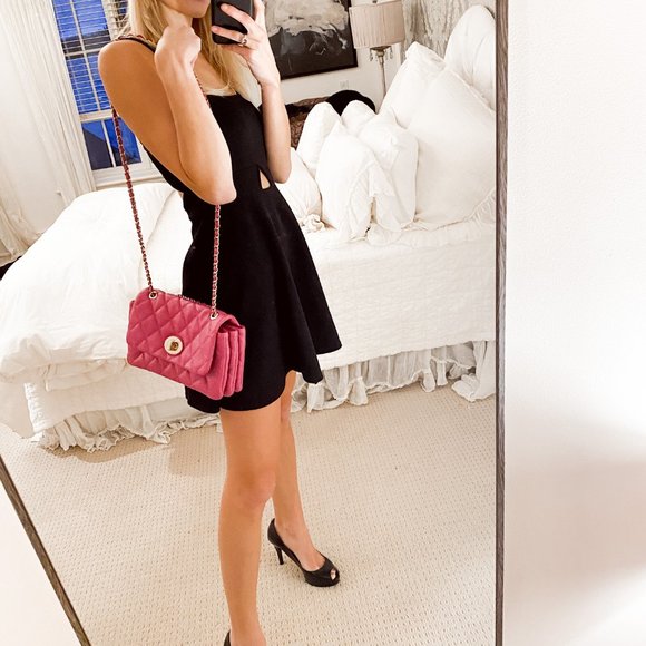 Pink Purse - Picture 2 of 6